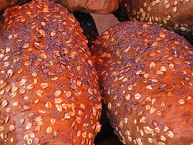 Le pain fait de grains entiers dans les trucs et astuces