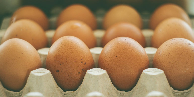 Faire partir <a class='liens_roses' href='/beaute/cheveux/chasser-poux.html' >les poux</a> avec de l'oeuf