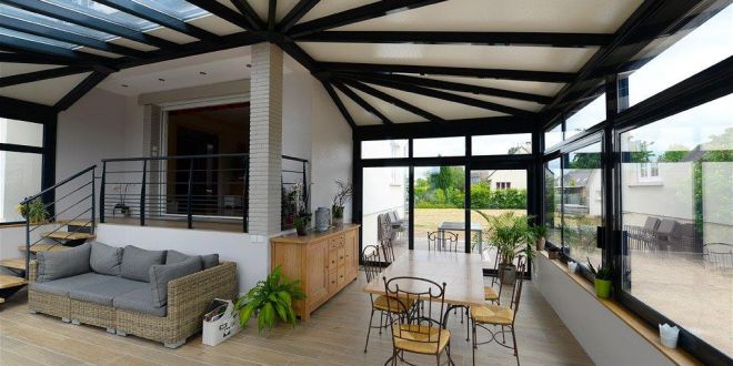 Décoration moderne d'une véranda